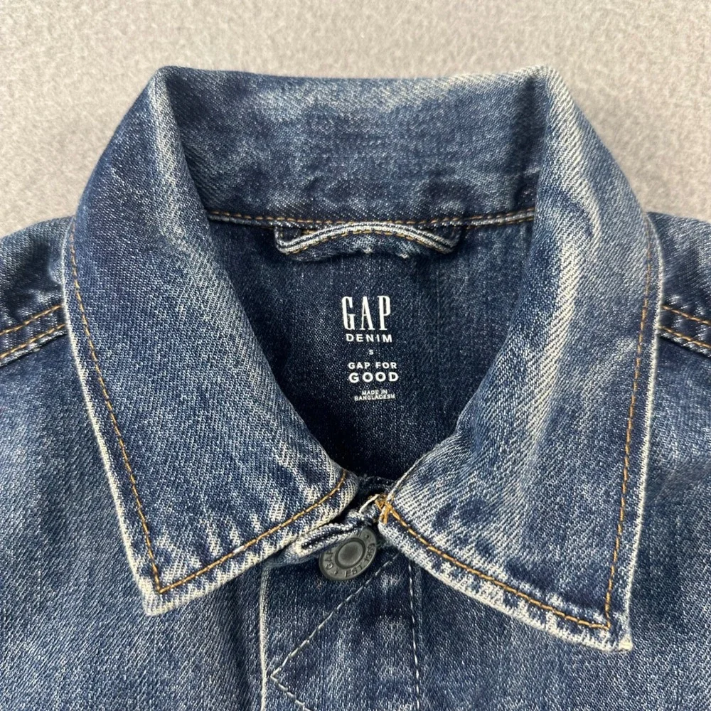 Gap Denim Kids Medium Wash Jean Jacket Blue Cotton 491331-00 Size S 6-7